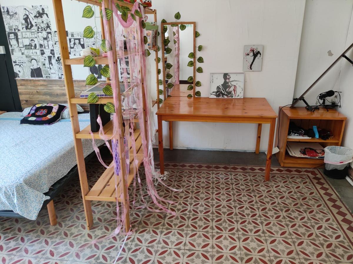 Habitacion En El Centro Barcelona Luaran gambar